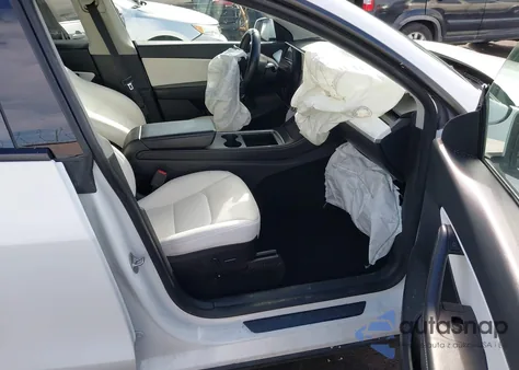 2022 Tesla Model Y Performance Dual Motor All-Wheel Drive from USA, damaged, VIN 7SAYGDEF7NF398189